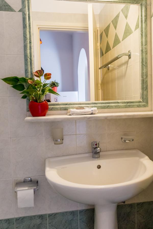 Sotirios Apartments Карпатос Екстериор снимка